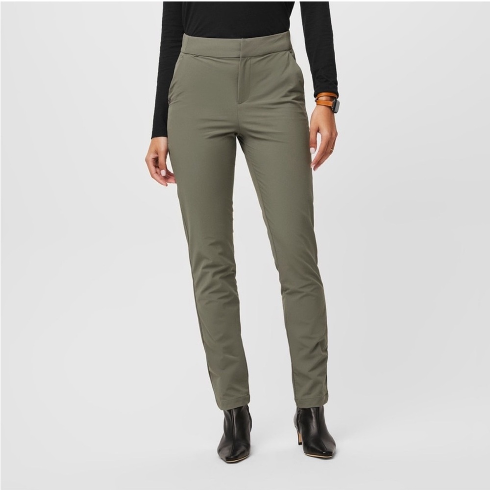 FIGS Pro Twill Petite Skinny Scrub Trouser 2.0
